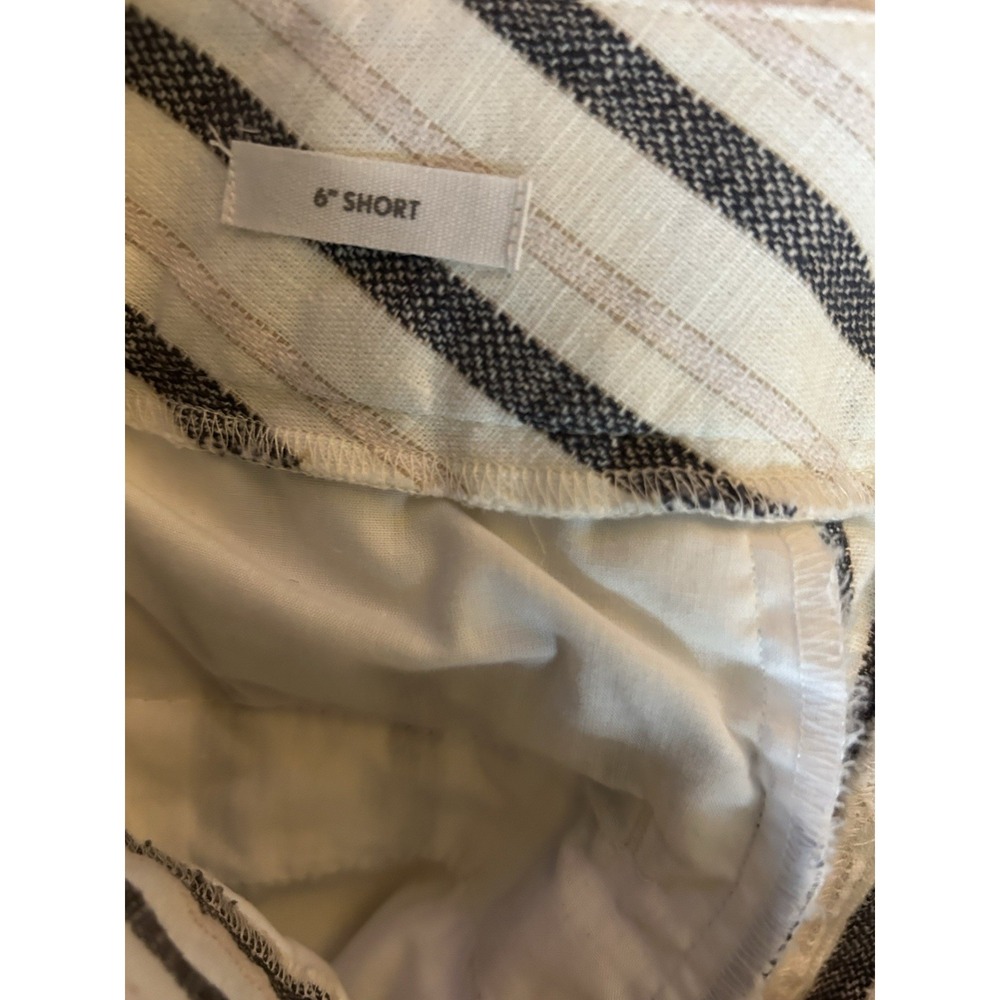 LOFT Women's Striped Shorts Size 12 - Picture 6 of 6